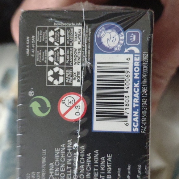 Pop pin Corrupted Venom NIB - Picture 2 of 4